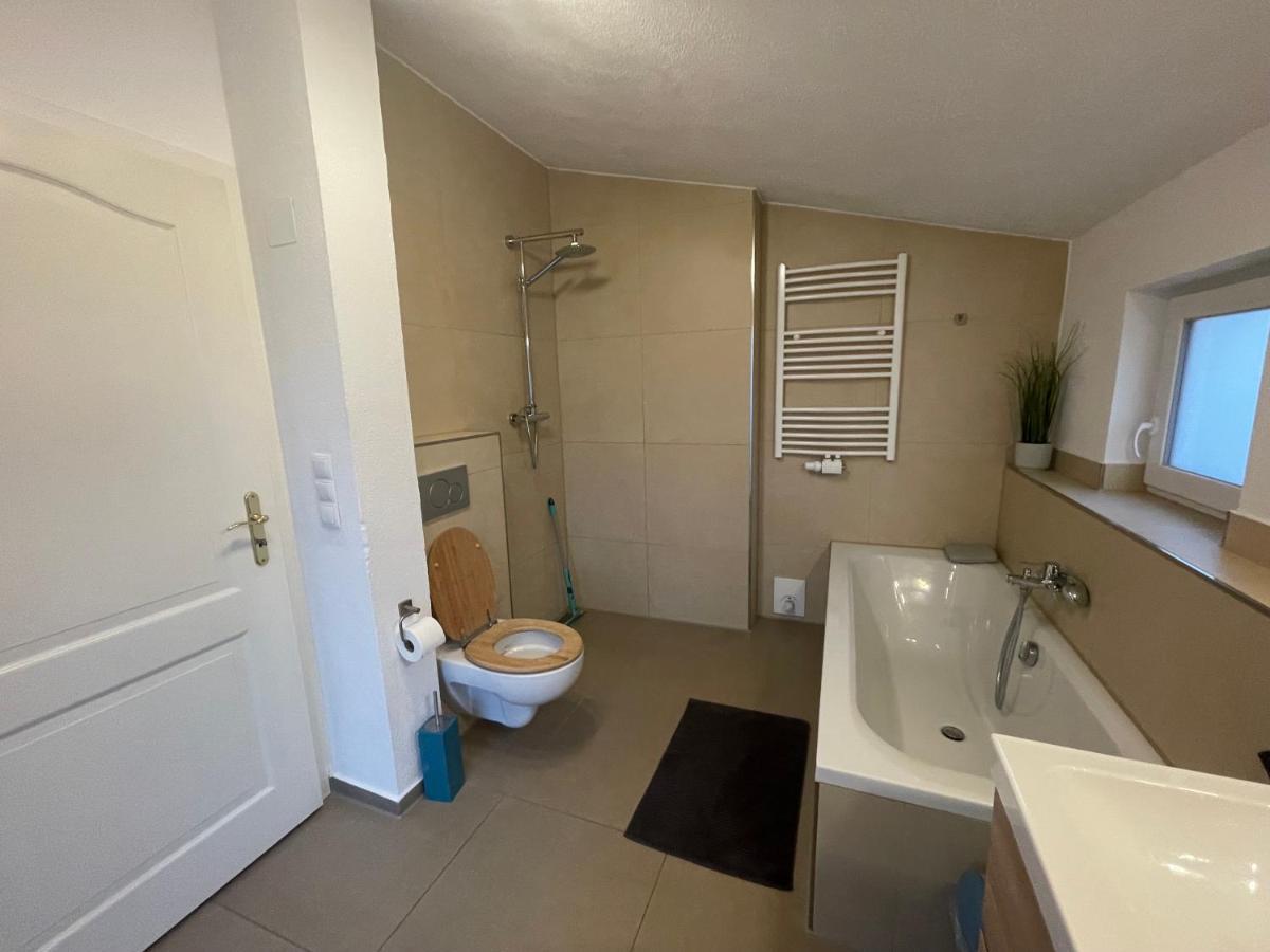 #6 Familienzimmer Mit Gemeinschaftsbad Memmingen Eksteriør bilde
